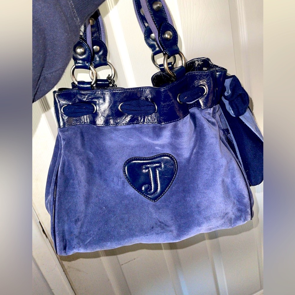 Vintage blue juicy cloture bag